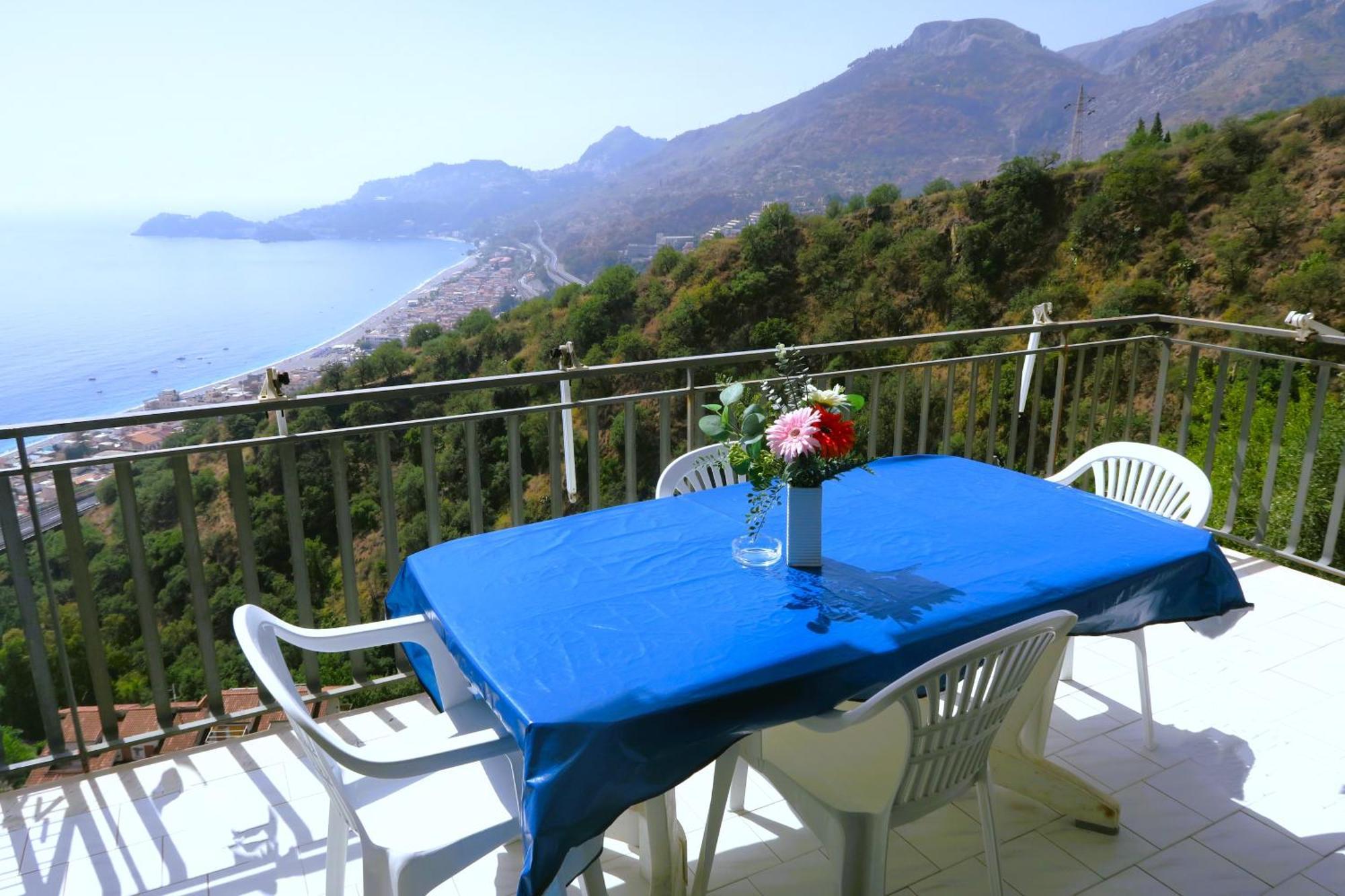 Collina Del Sole Apartment Letojanni Exterior photo